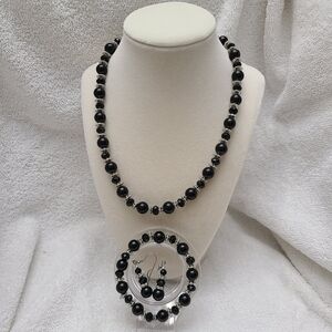 Elegant Black Beaded & Silver tone Jewelry Set